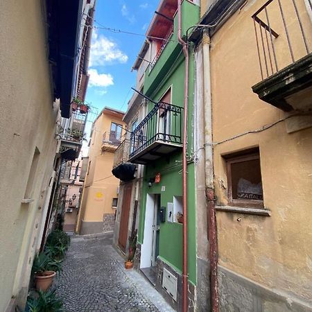 B&B Casetta Verde Felice 希拉 外观 照片